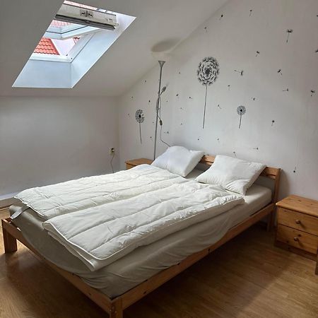 C Private Room In City Center In Bratislava Exteriér fotografie